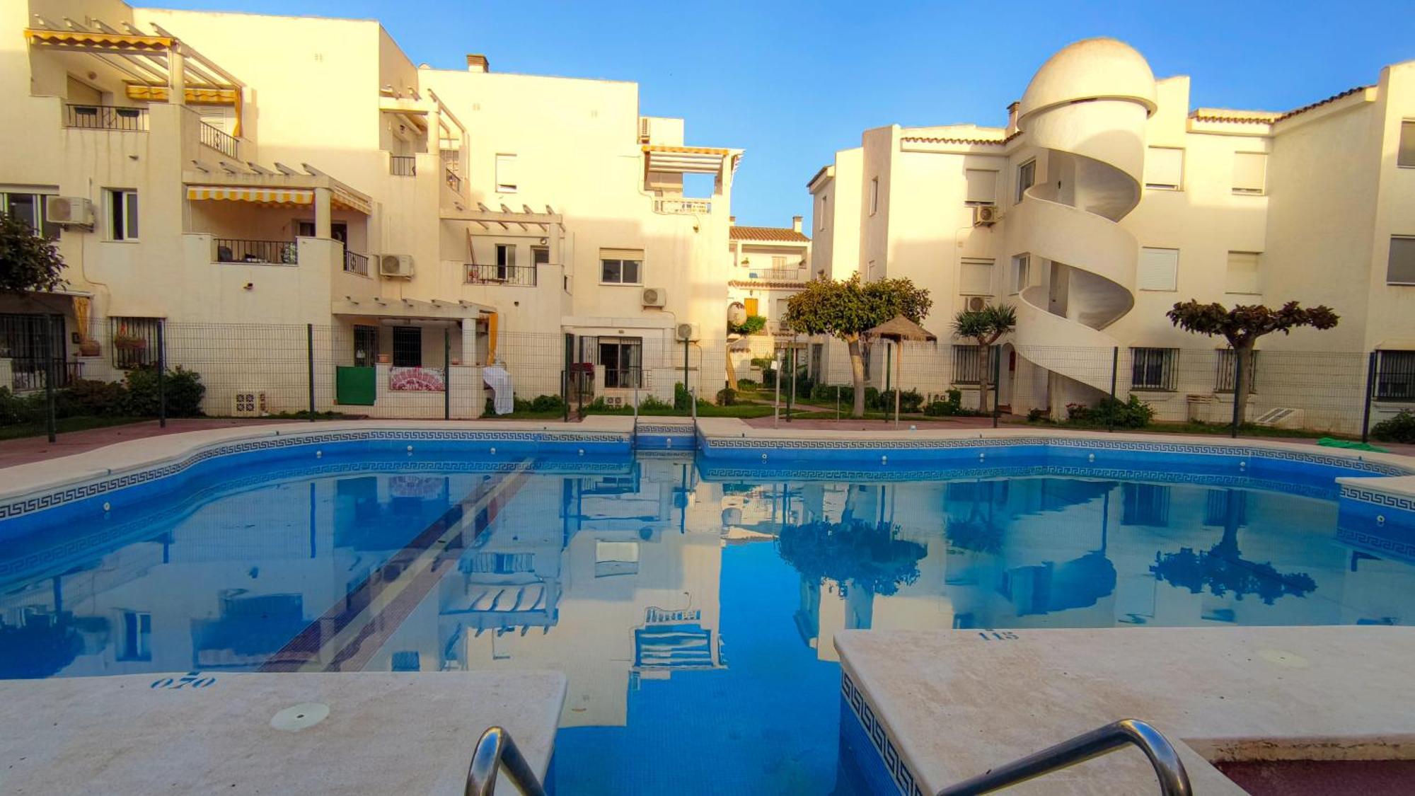 Laguna Beach Premium - Alojamientos La Torre تورّوكس كوستا المظهر الخارجي الصورة