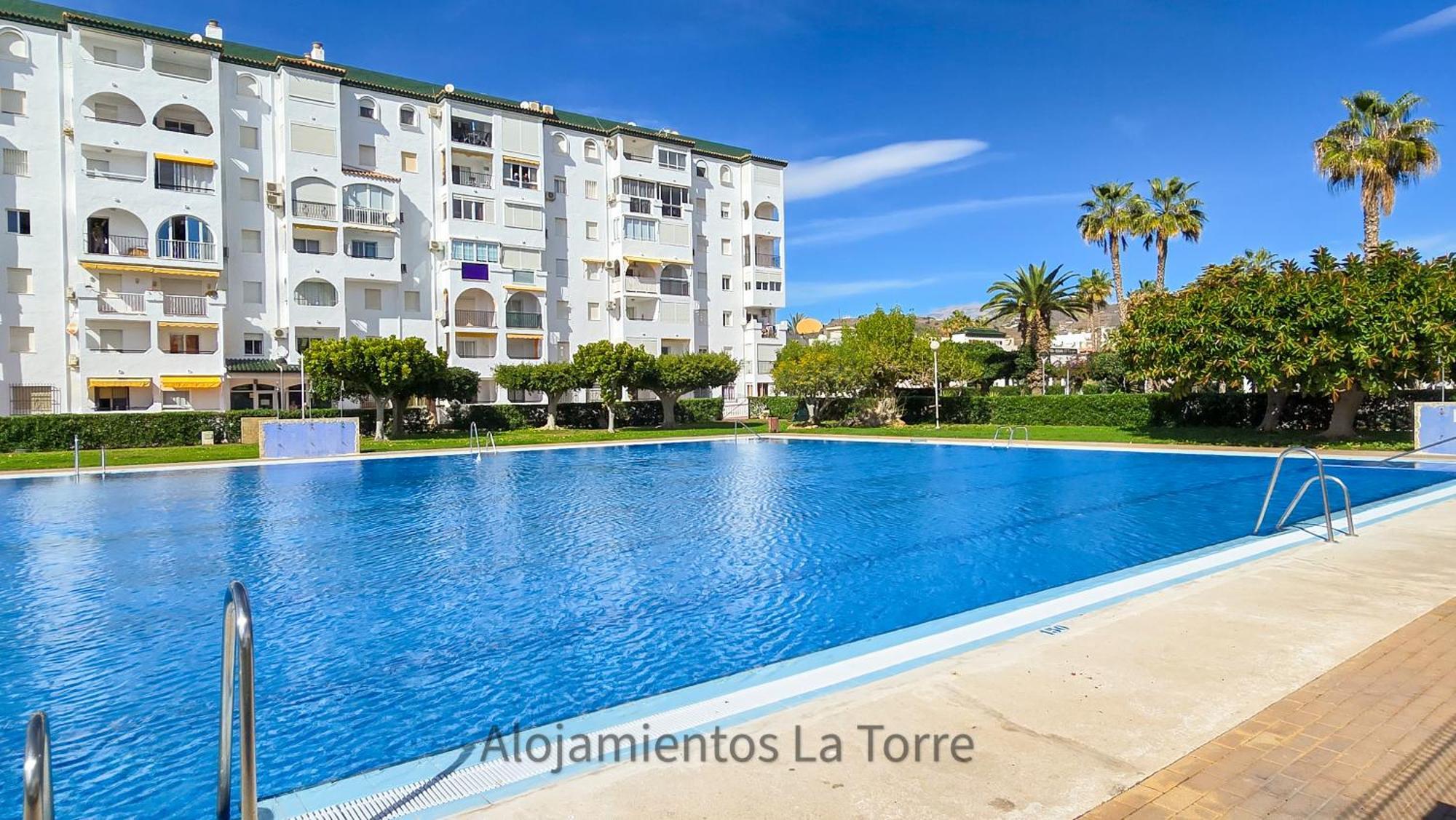 Laguna Beach Premium - Alojamientos La Torre تورّوكس كوستا المظهر الخارجي الصورة